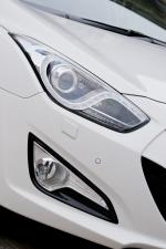 Hyundai i40 Station Wagon CRDi 2011 года (UK)